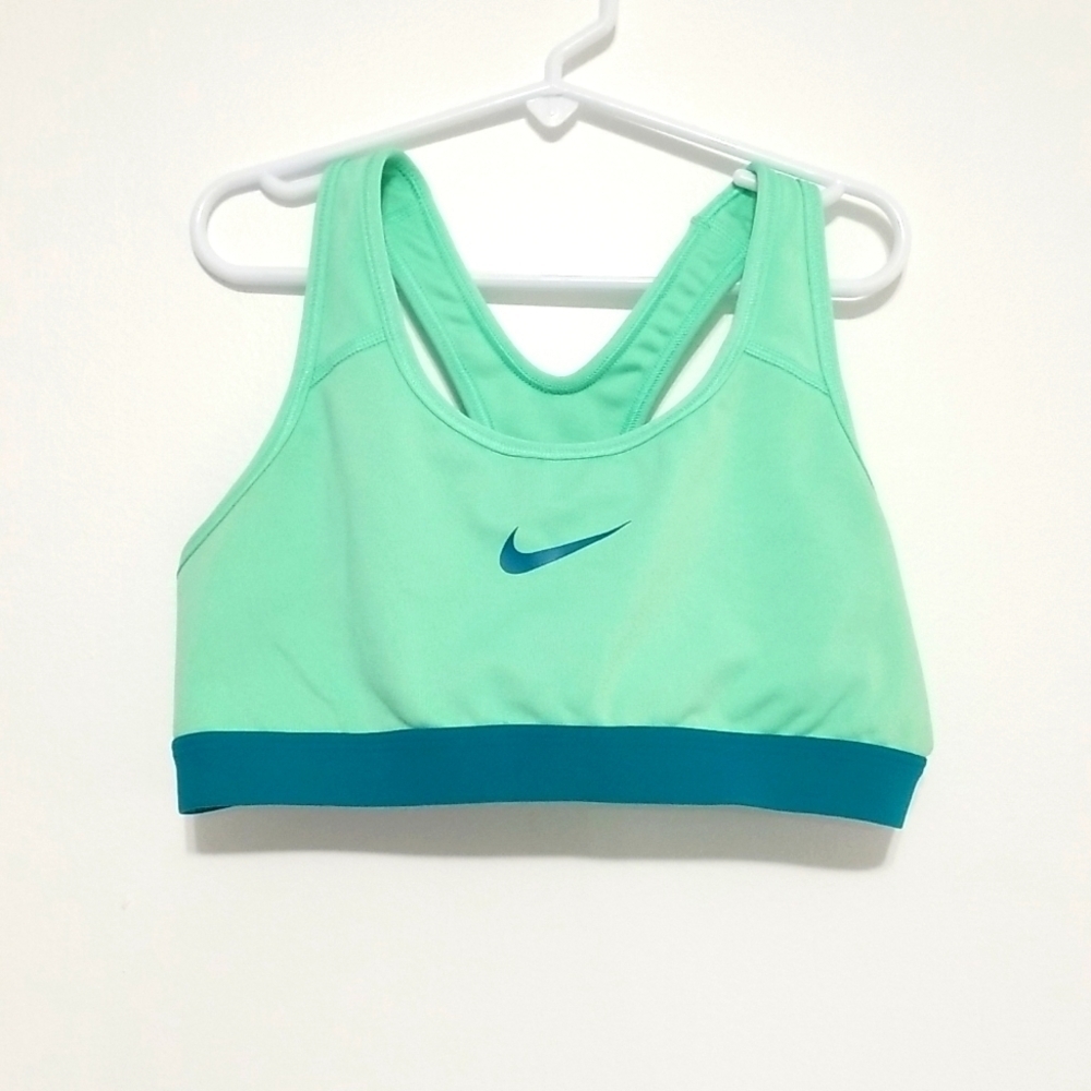 DRI-FIT sports bra